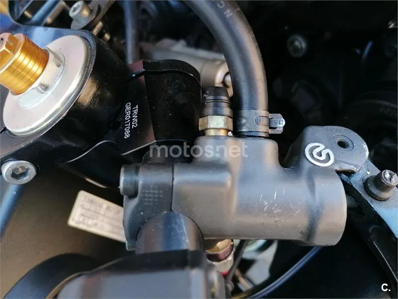 Yamaha R1 – Vista 7