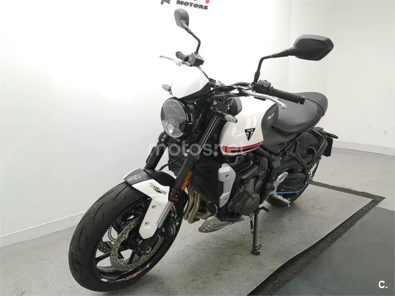 Triumph Trident 660 – Vista 16
