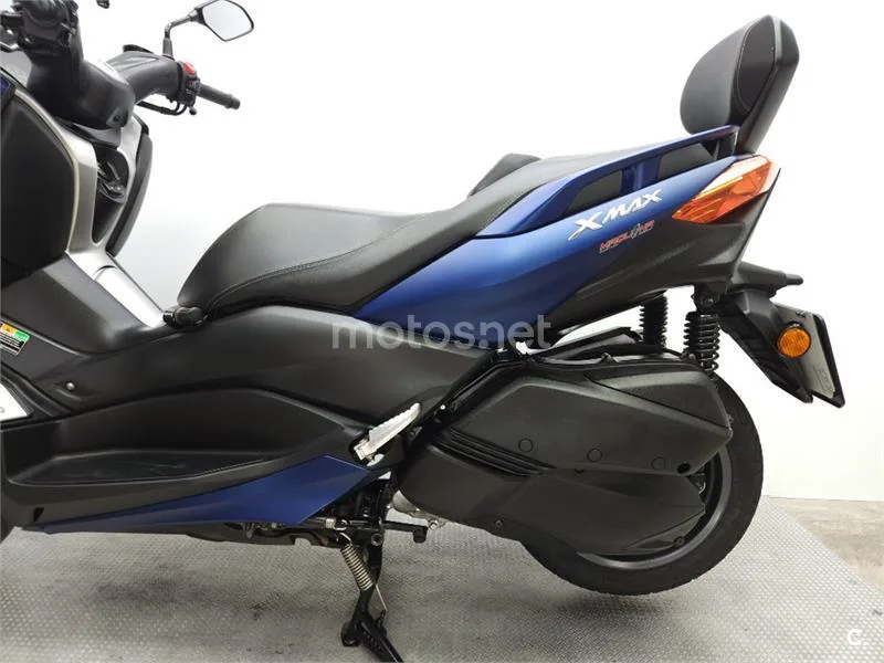 Yamaha XMAX 300 – Vista 20