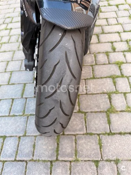 Kawasaki Z900 – Vista 15