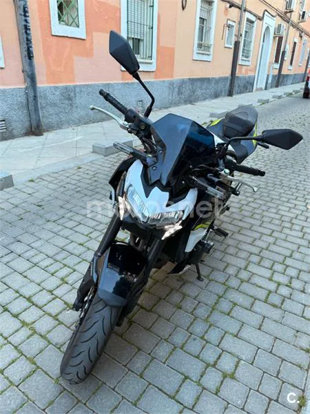 Kawasaki Z900 – Vista 6