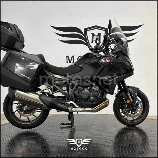 Honda NT1100 – Vista 3