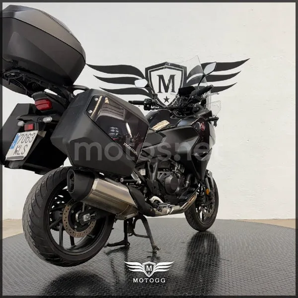 Honda NT1100 – Vista 7