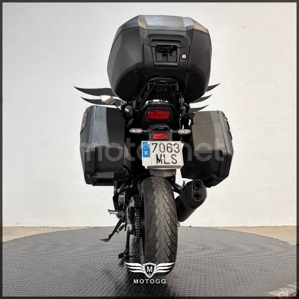 Honda NT1100 – Vista 10