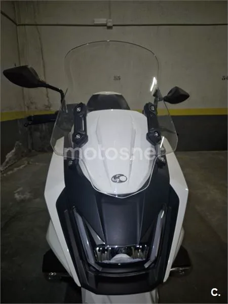 Kymco Sky Town 125 - Vista 6