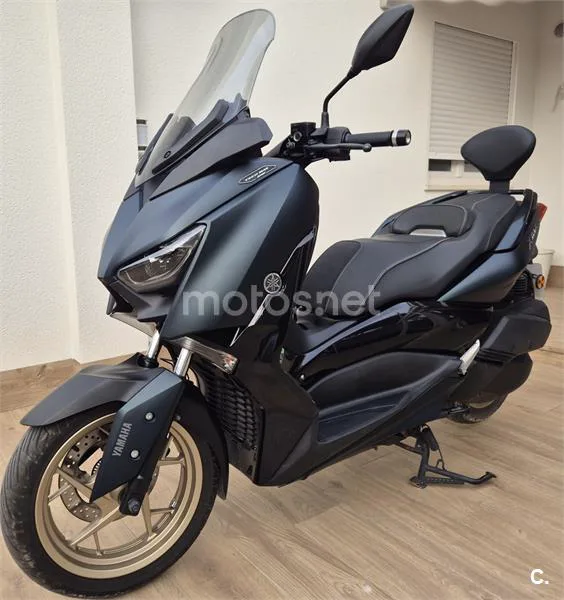 Yamaha XMAX 300 – Vista 3