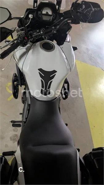 Kawasaki Versys – Vista 12
