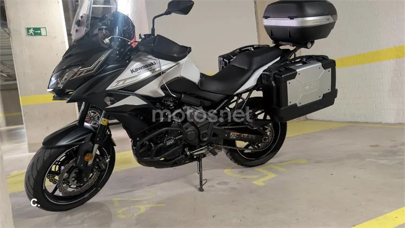 Kawasaki Versys – Vista 9