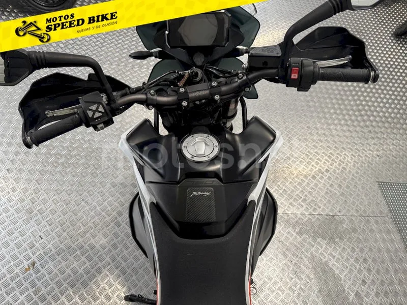 KTM 790 – Vista 8