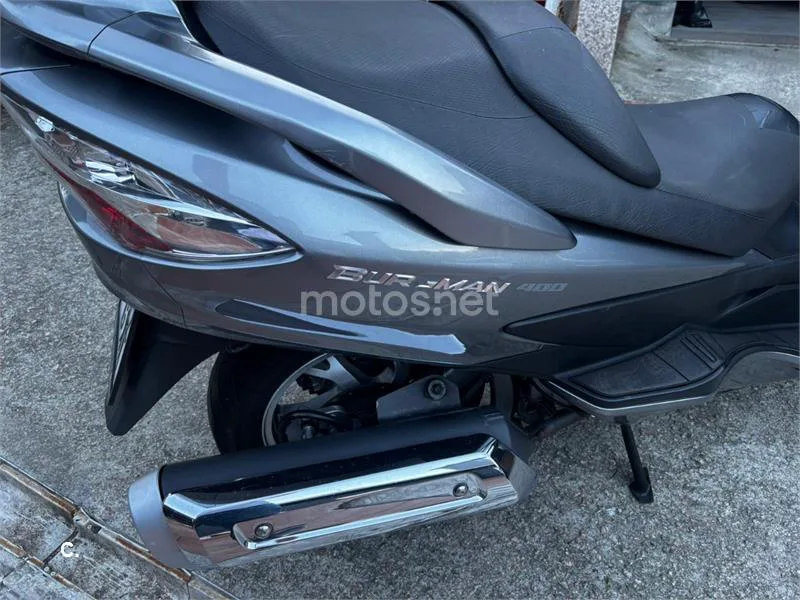 Suzuki Burgman 400 – Vista 6