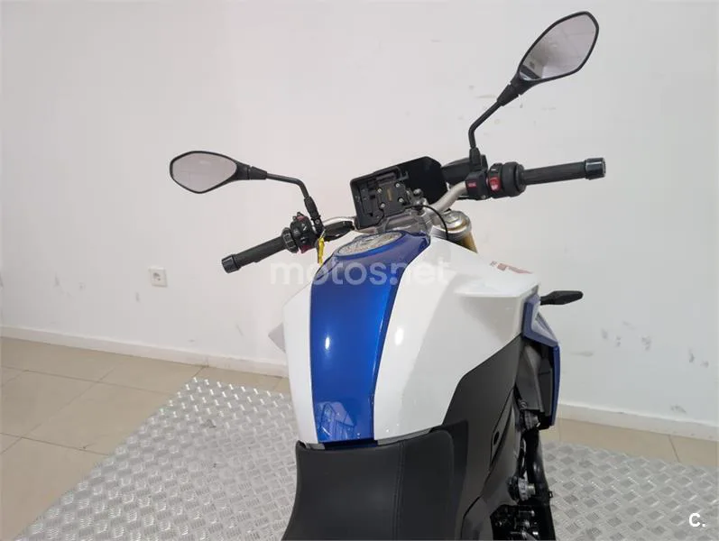 BMW F 900 R – Vista 14
