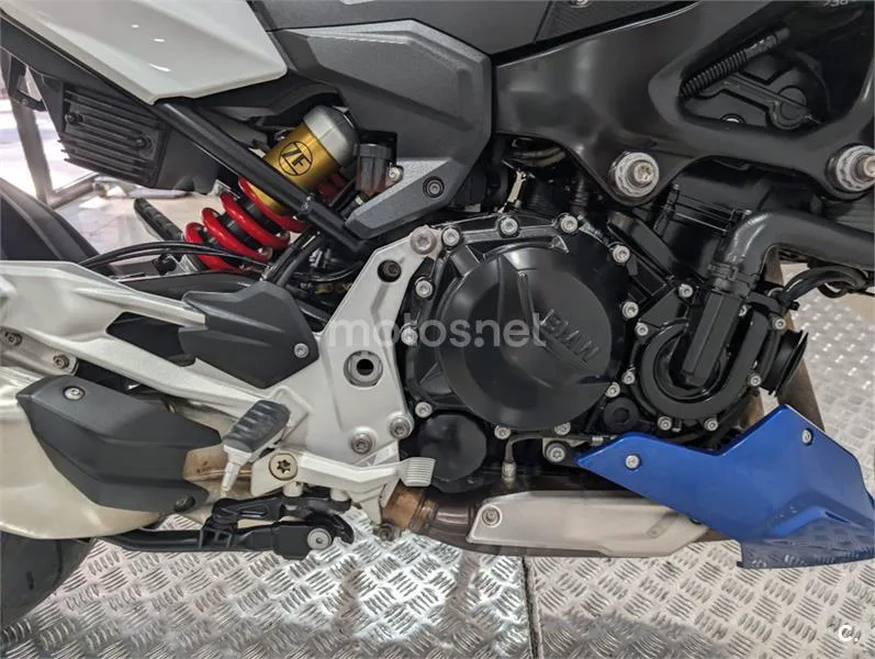BMW F 900 R – Vista 20
