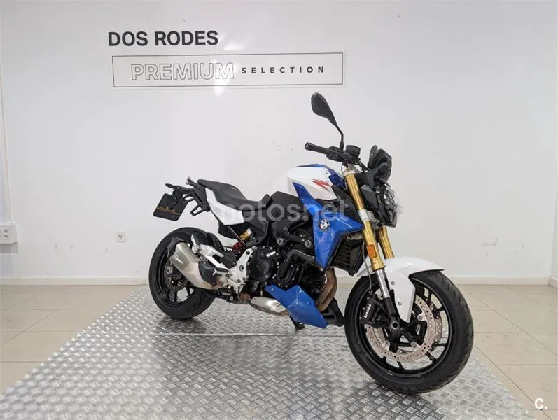 BMW F 900 R – Vista 4