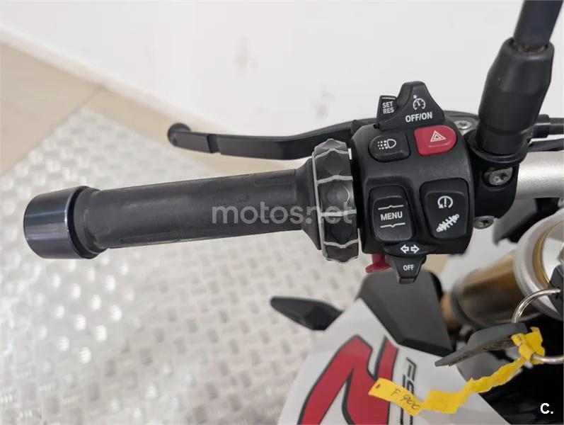 BMW F 900 R – Vista 10