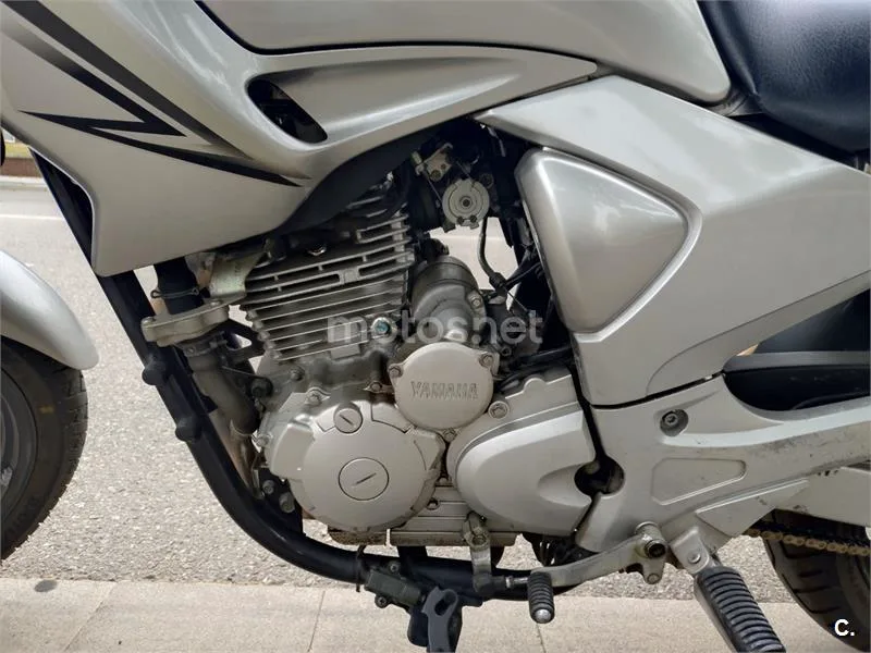 Yamaha YBR250 - Vista 7