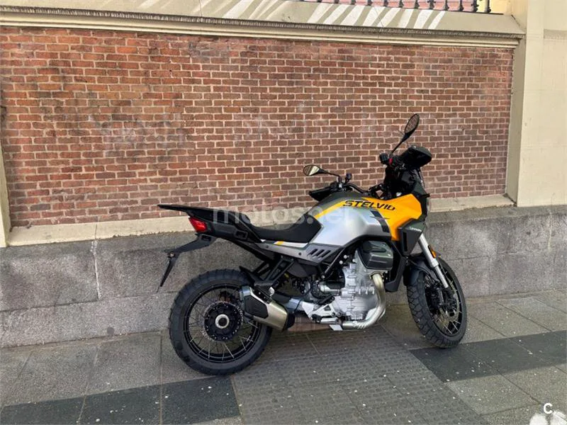 Moto Guzzi Stelvio – Vista 5