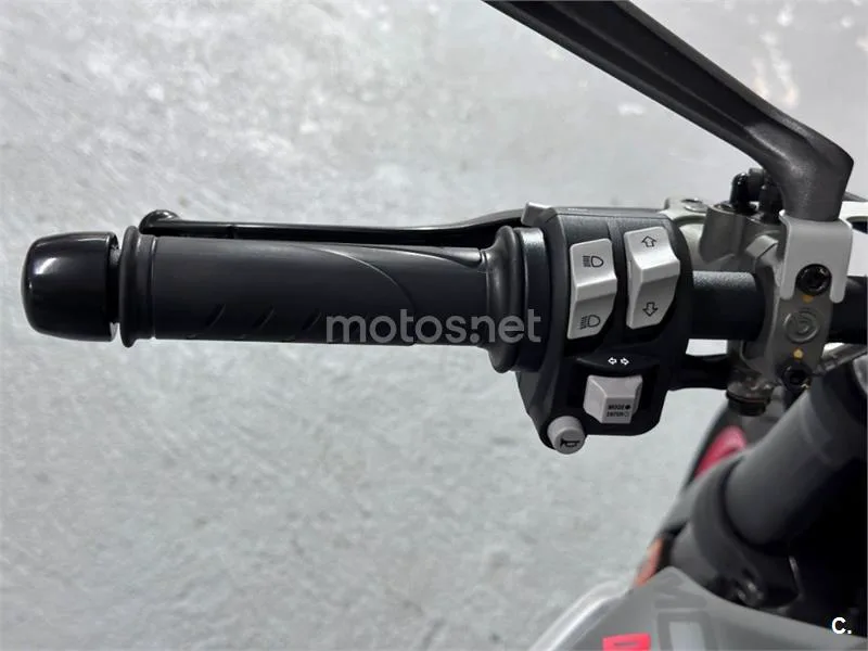 Ducati Monster – Vista 11