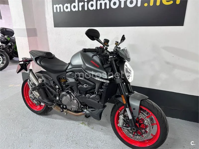 Ducati Monster – Vista 3