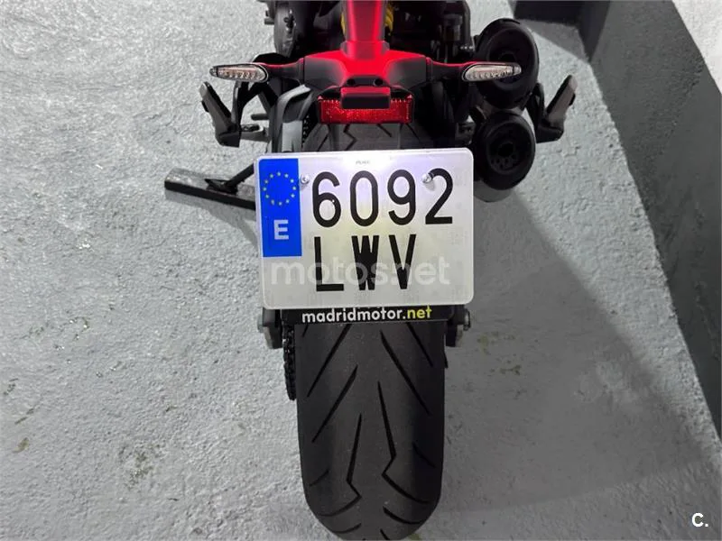 Ducati Monster – Vista 21