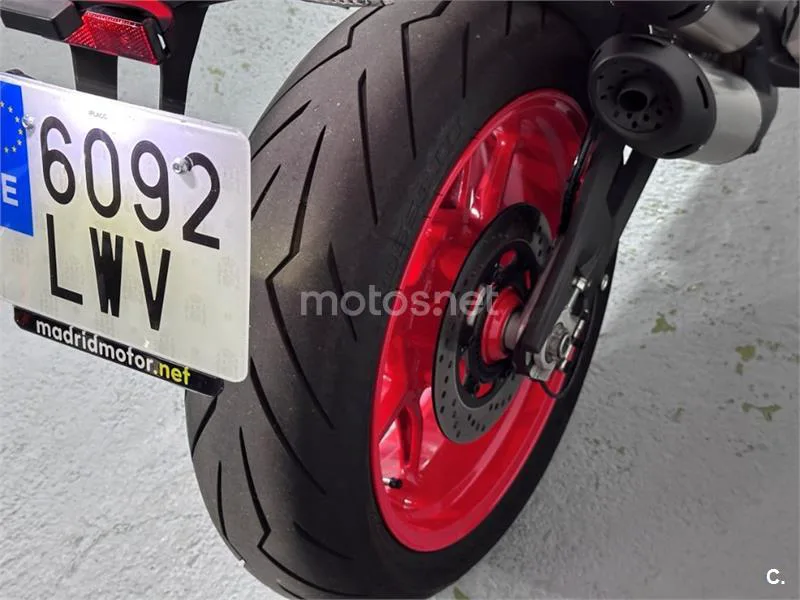 Ducati Monster – Vista 22