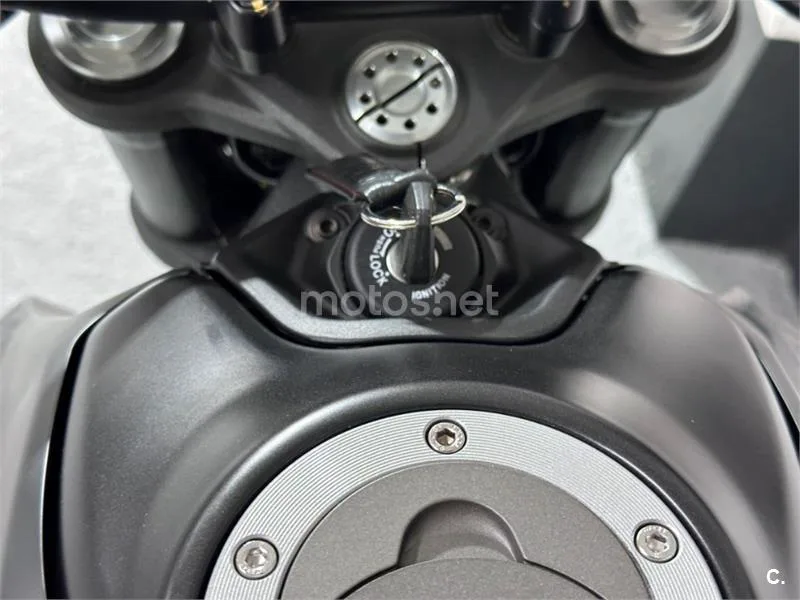 Ducati Monster – Vista 25