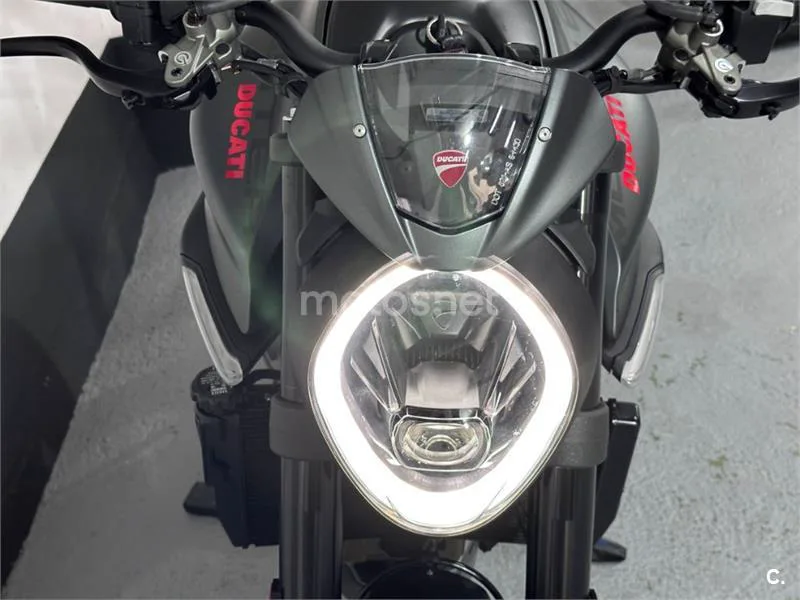 Ducati Monster – Vista 39