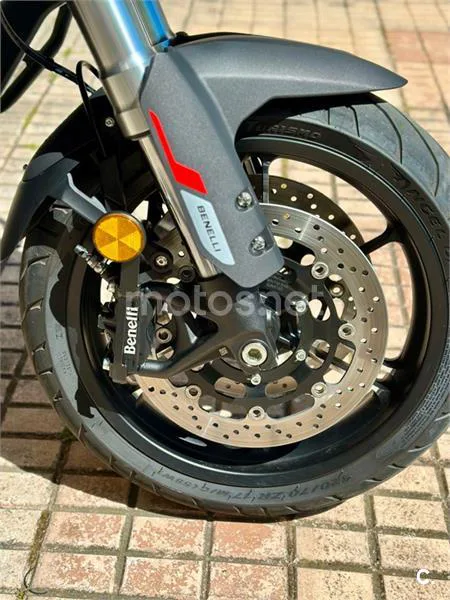Benelli TRK 702 – Vista 17
