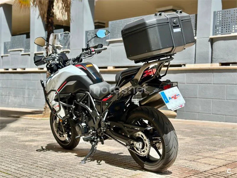 Benelli TRK 702 – Vista 3