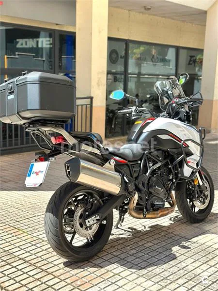 Benelli TRK 702 – Vista 6