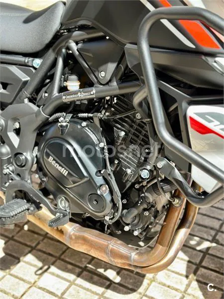 Benelli TRK 702 – Vista 10
