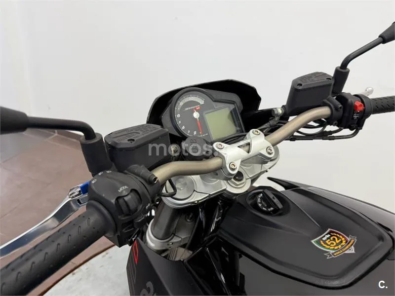 Aprilia Shiver 750 – Vista 12