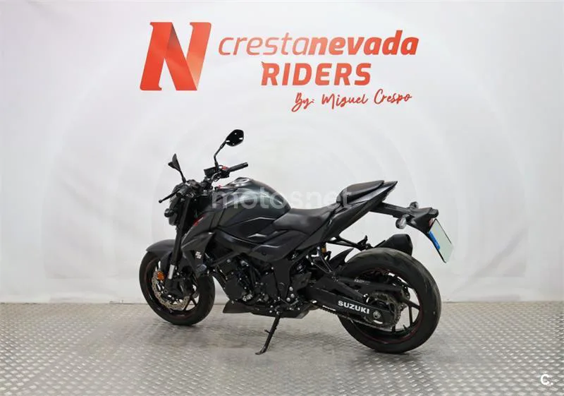 Suzuki GSX-S750 – Vista 10