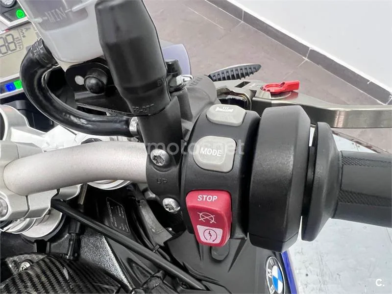 BMW S 1000 R – Vista 16
