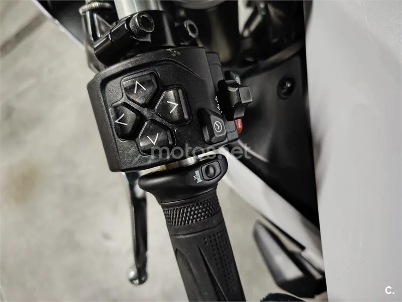 Triumph Daytona 660 – Vista 9