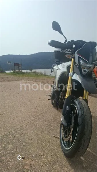 Aprilia Dorsoduro 750 – Vista 5