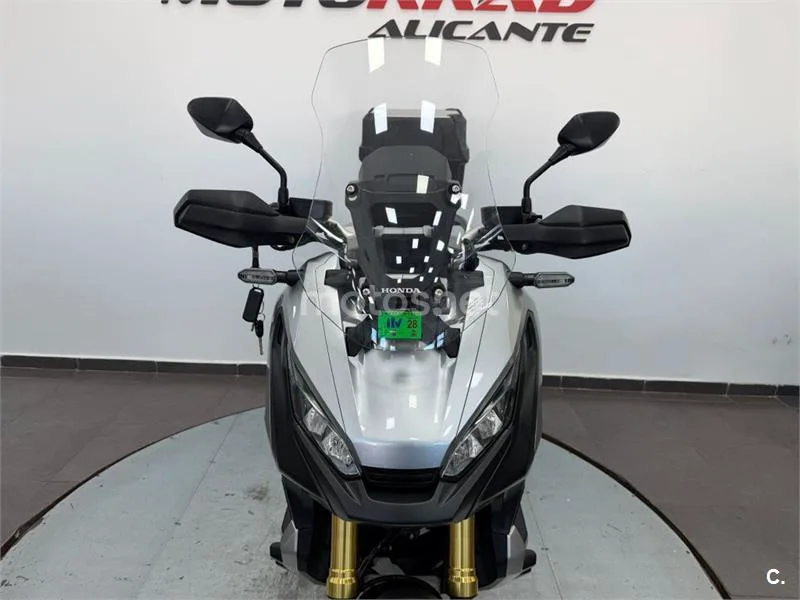 Honda X-ADV – Vista 16