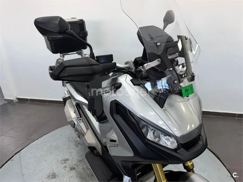 Honda X-ADV – Vista 17