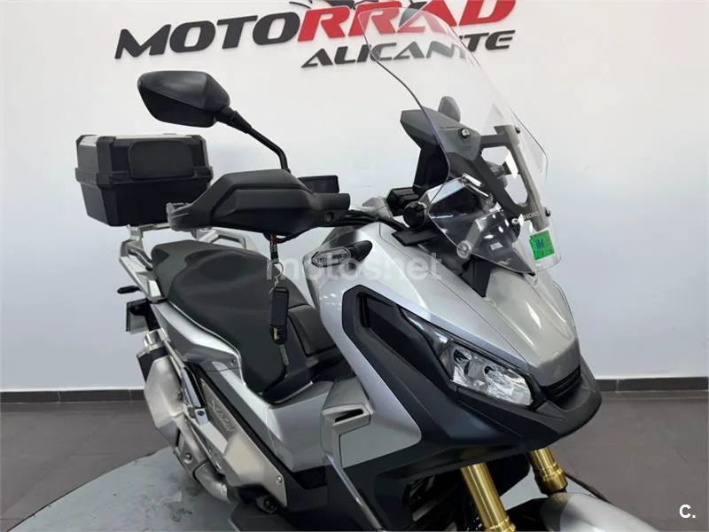 Honda X-ADV – Vista 18