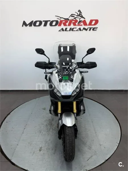 Honda X-ADV – Vista 21