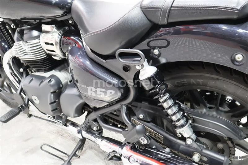 Royal Enfield Super Meteor 650 – Vista 14