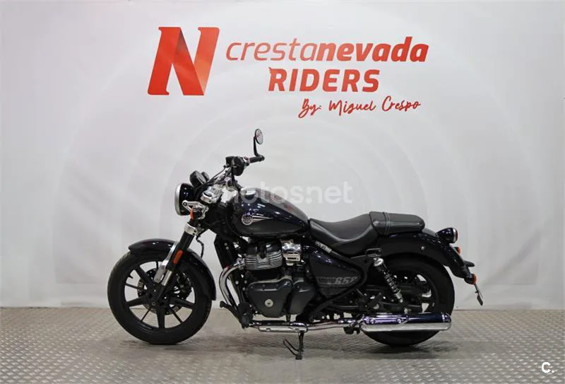 Royal Enfield Super Meteor 650 – Vista 3