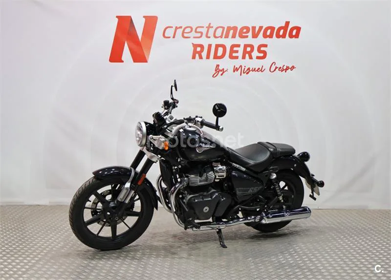 Royal Enfield Super Meteor 650 – Vista 4