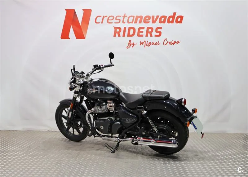 Royal Enfield Super Meteor 650 – Vista 10