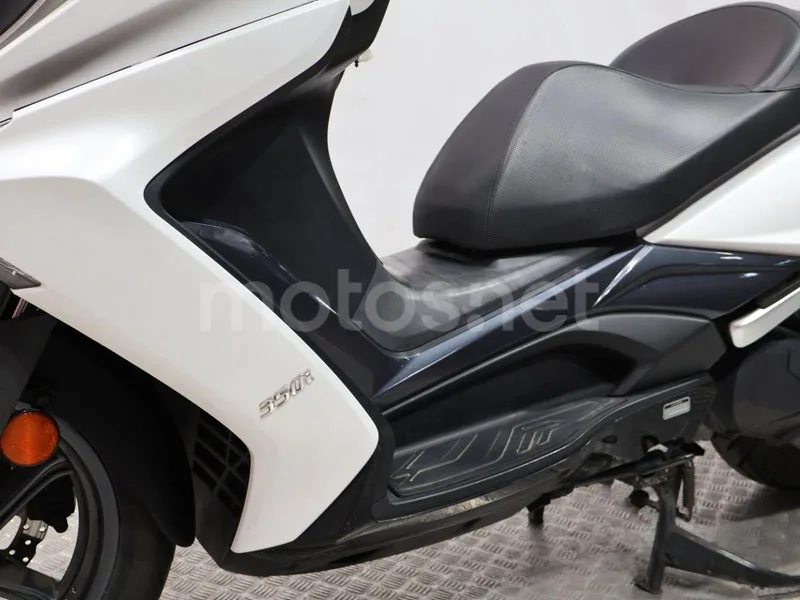 Kymco Super Dink 350 - Vista 13