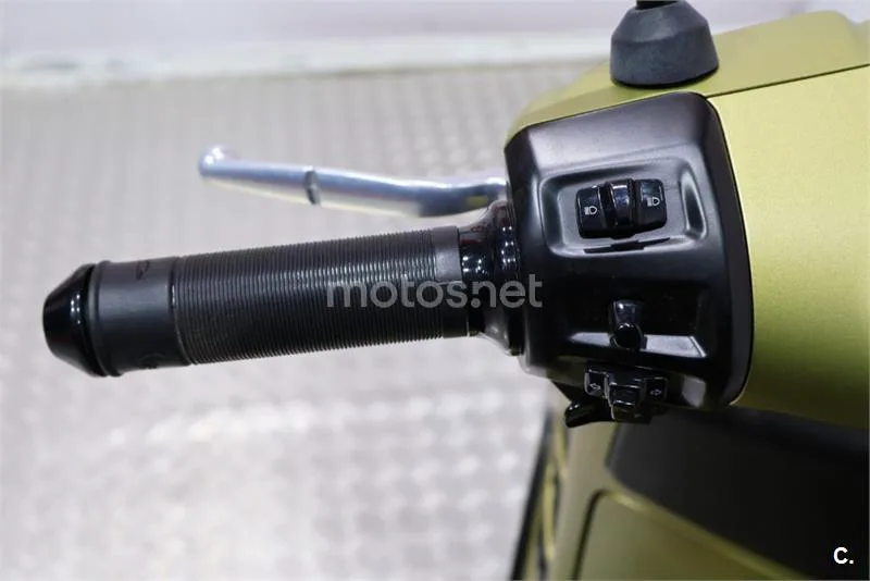 Vespa GTS 310 E5+ – Vista 8