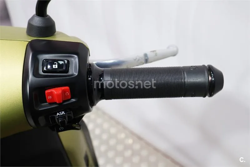 Vespa GTS 310 E5+ – Vista 9