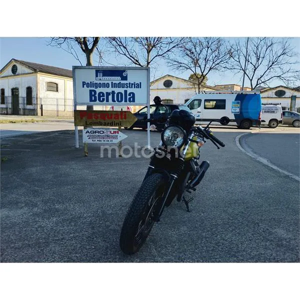 Moto Guzzi V7 Café Classic – Vista 3