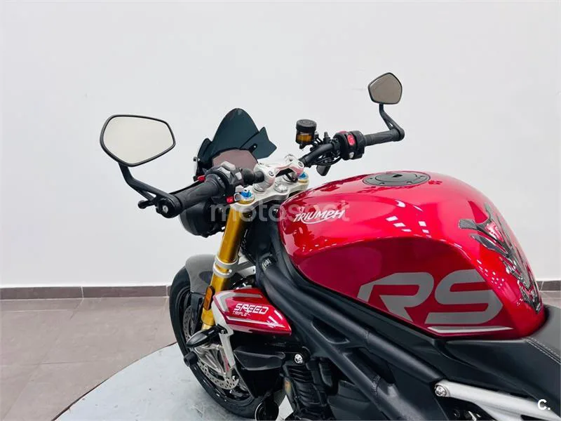 Triumph Speed Triple – Vista 10