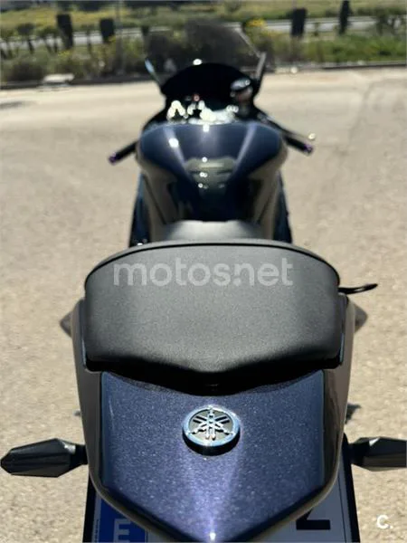 Yamaha R6 – Vista 7