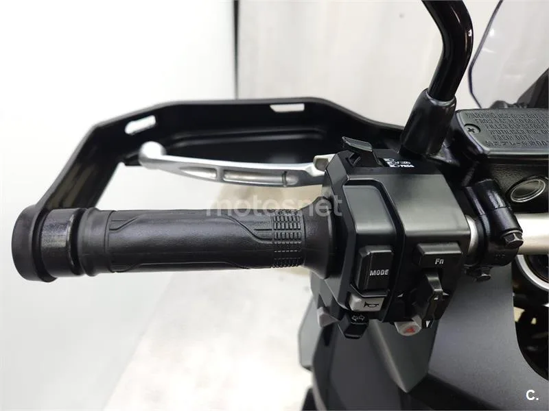 Honda X-ADV – Vista 9